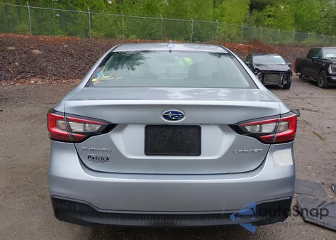 2021 Subaru Legacy Premium z USA, uszkodzony, nr VIN 4S3BWAF61M3020223